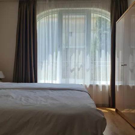 Messembria Palace Apartman *